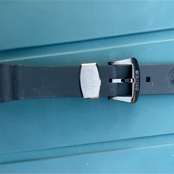 Special Edition - Seiko Tuna Prospex SNE499 PADI Solar Pepsi Watch ExtraStrap. - Picture 9 of 9